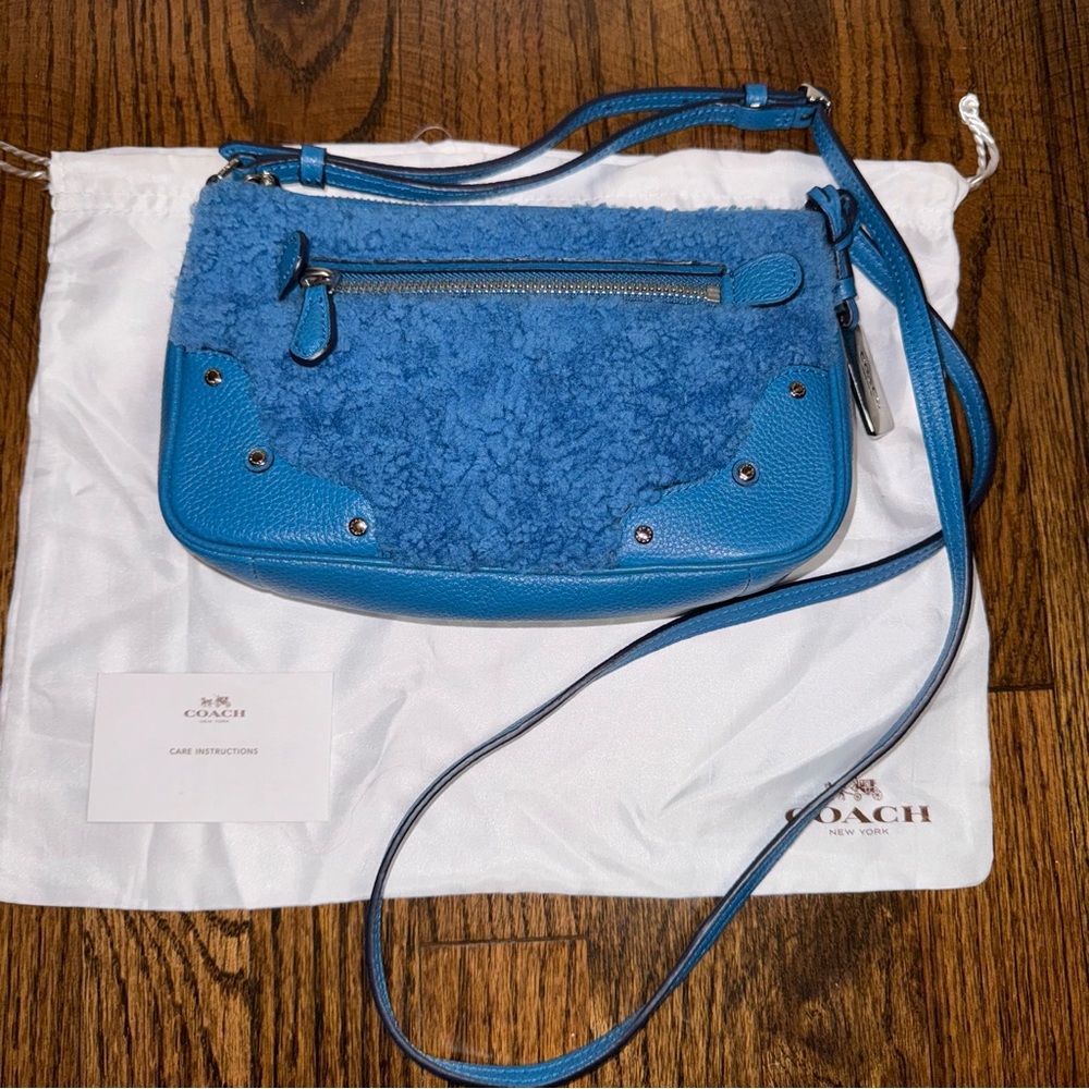 COACH Rhyder Blue Shearling Crossbody Pochette - Picture 3 of 8